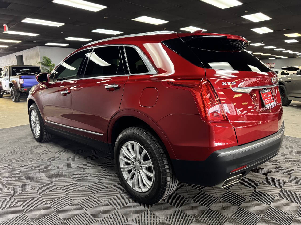 Vehicle image 11 of 59