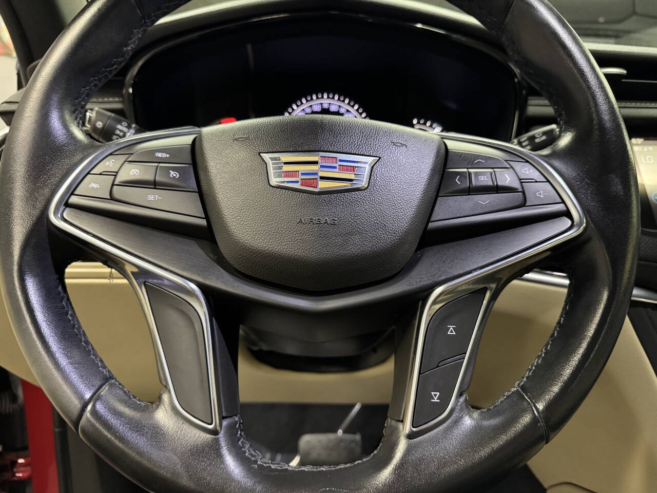 Vehicle image 23 of 59