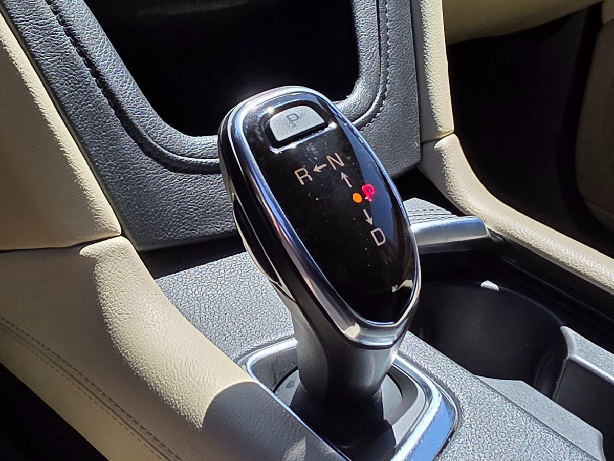 Vehicle image 41 of 49