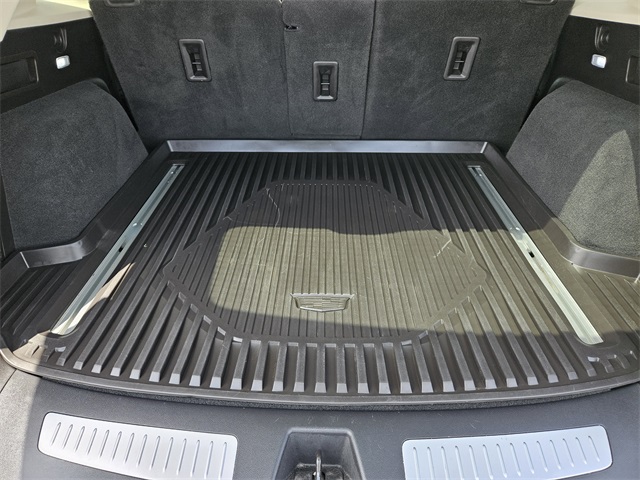 Vehicle image 12 of 31
