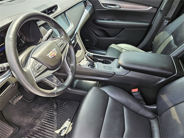 Vehicle image 26 of 31