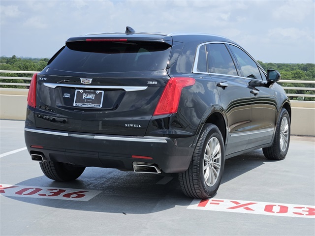 Vehicle image 4 of 31