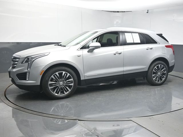 2019 Cadillac XT5 Luxury Image 2 of 47