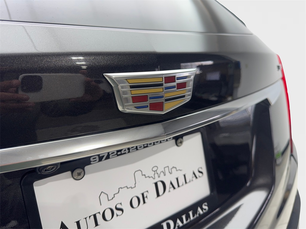 Vehicle image 21 of 90