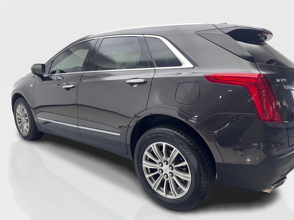 Vehicle image 15 of 90