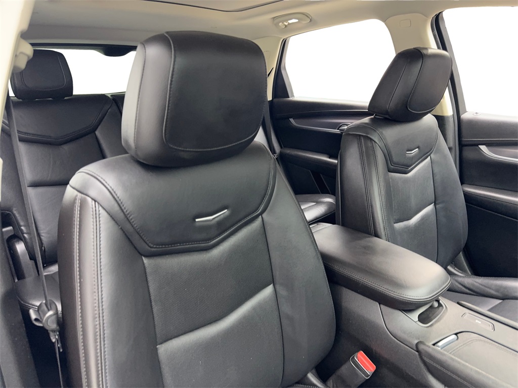 Vehicle image 45 of 90