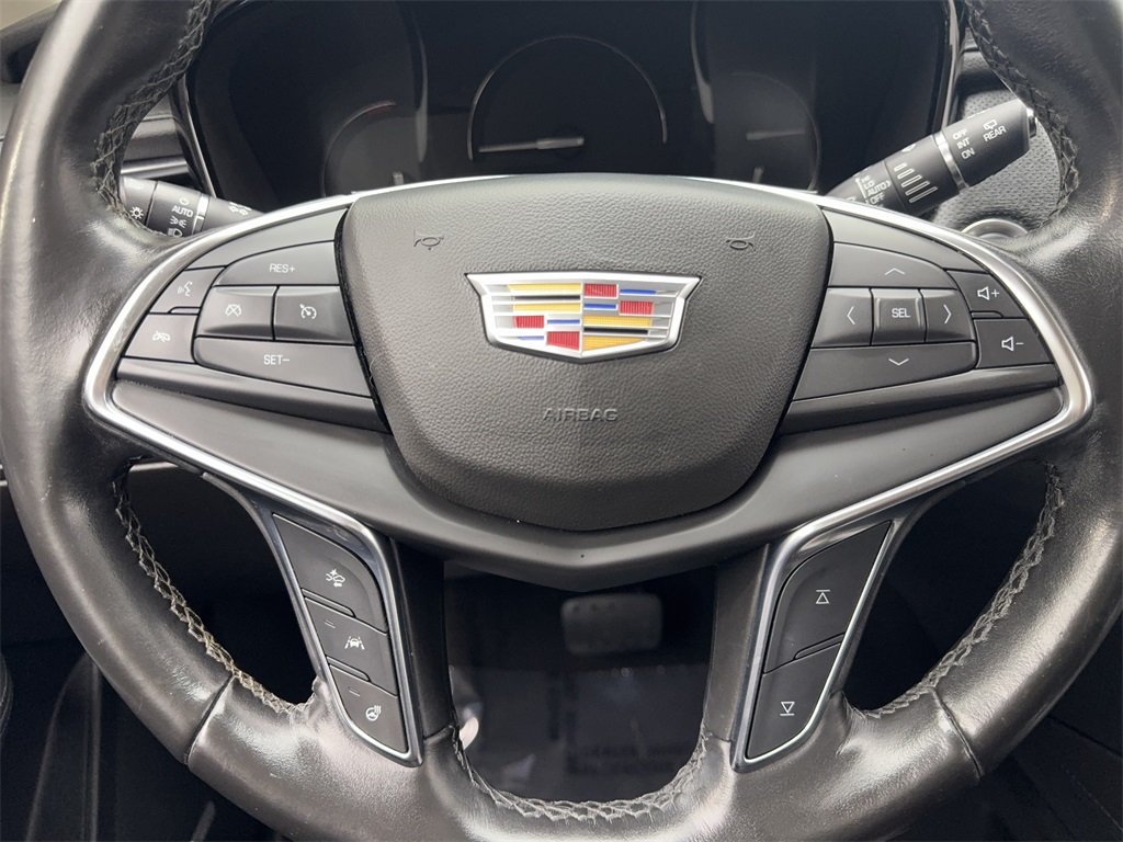 Vehicle image 55 of 90