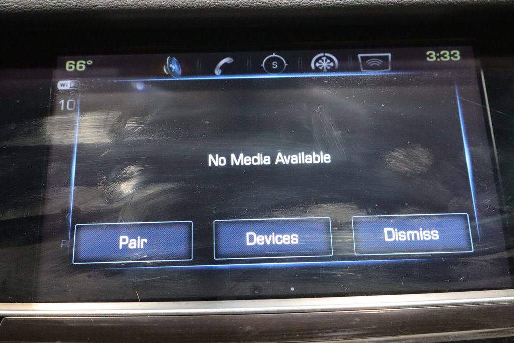 Vehicle image 31 of 44