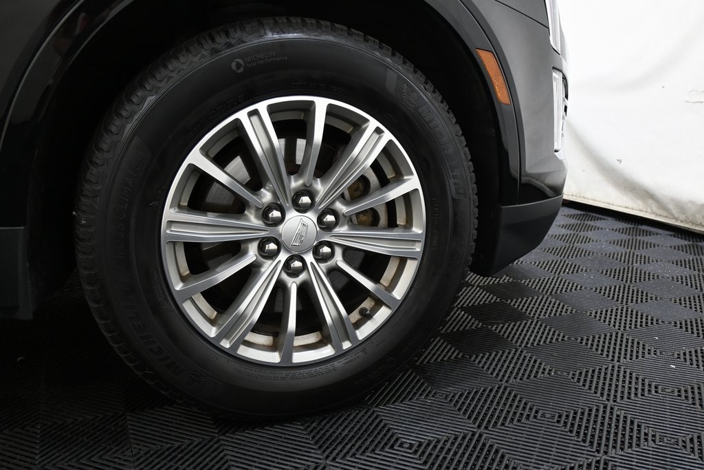 Vehicle image 37 of 47