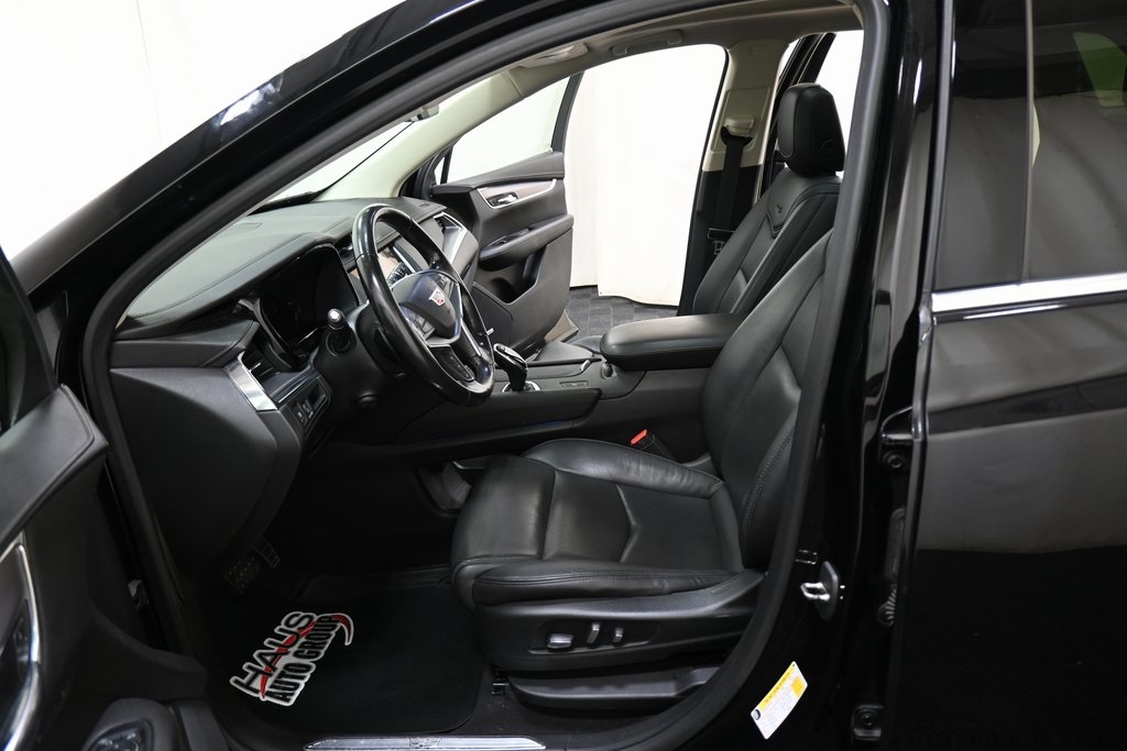 Vehicle image 24 of 47