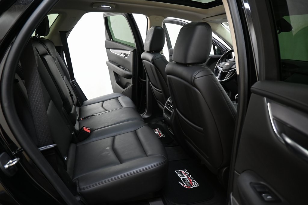 Vehicle image 28 of 47
