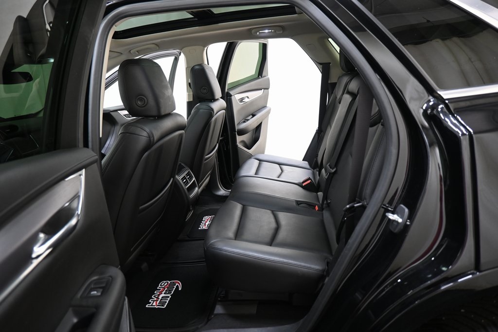 Vehicle image 22 of 47