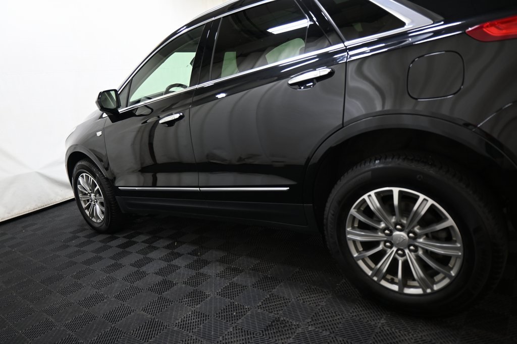 Vehicle image 7 of 47