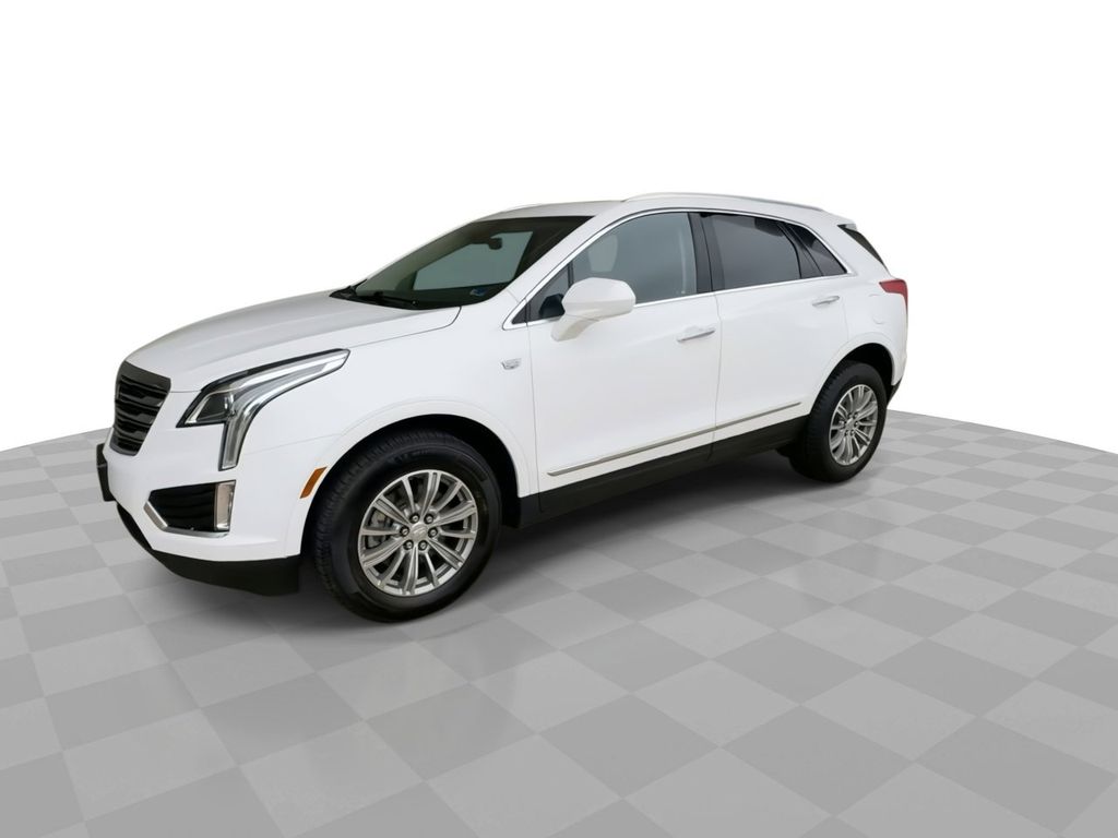 2019 Cadillac XT5 Luxury Image 2 of 34