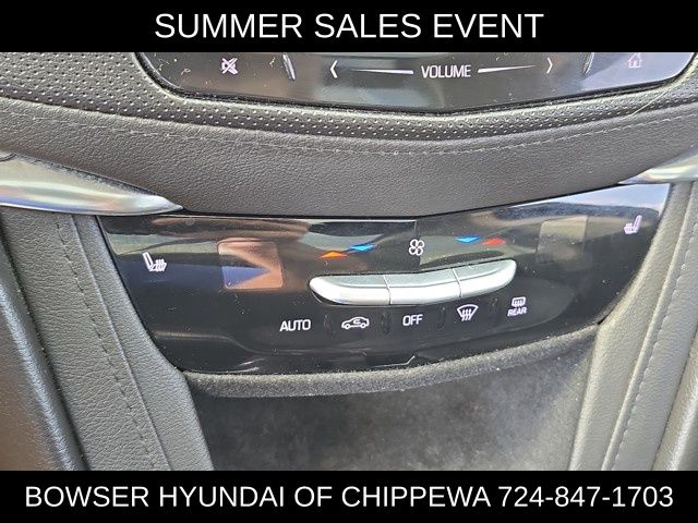Vehicle image 18 of 21