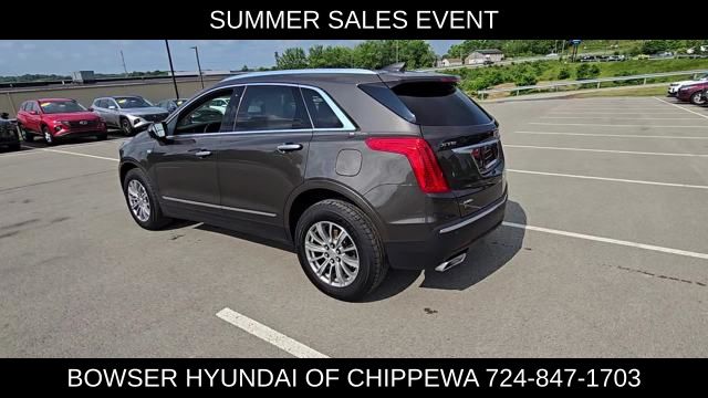 Vehicle image 8 of 21
