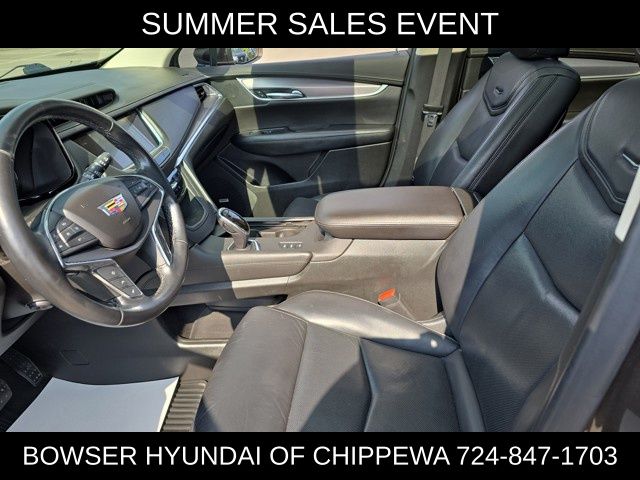 Vehicle image 20 of 21