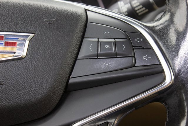Vehicle image 24 of 31