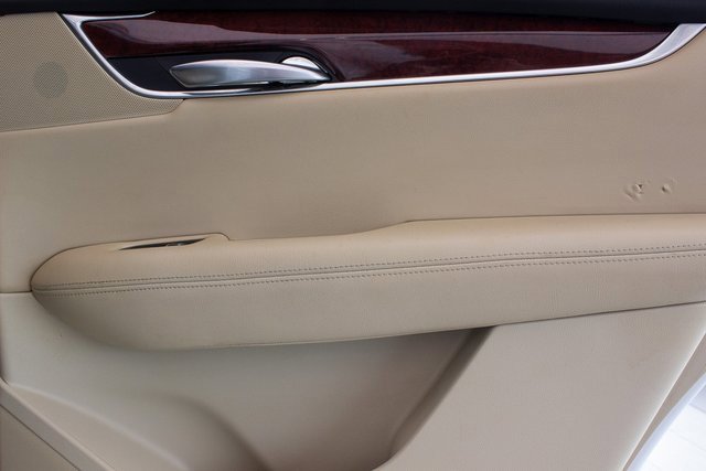 Vehicle image 19 of 31