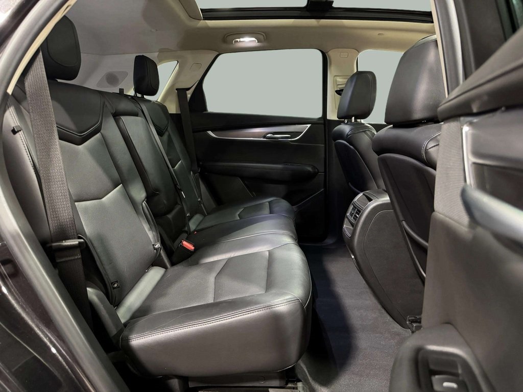 Vehicle image 15 of 35