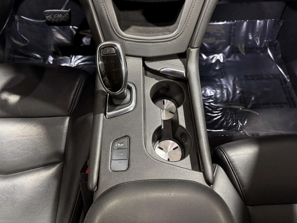 Vehicle image 27 of 35