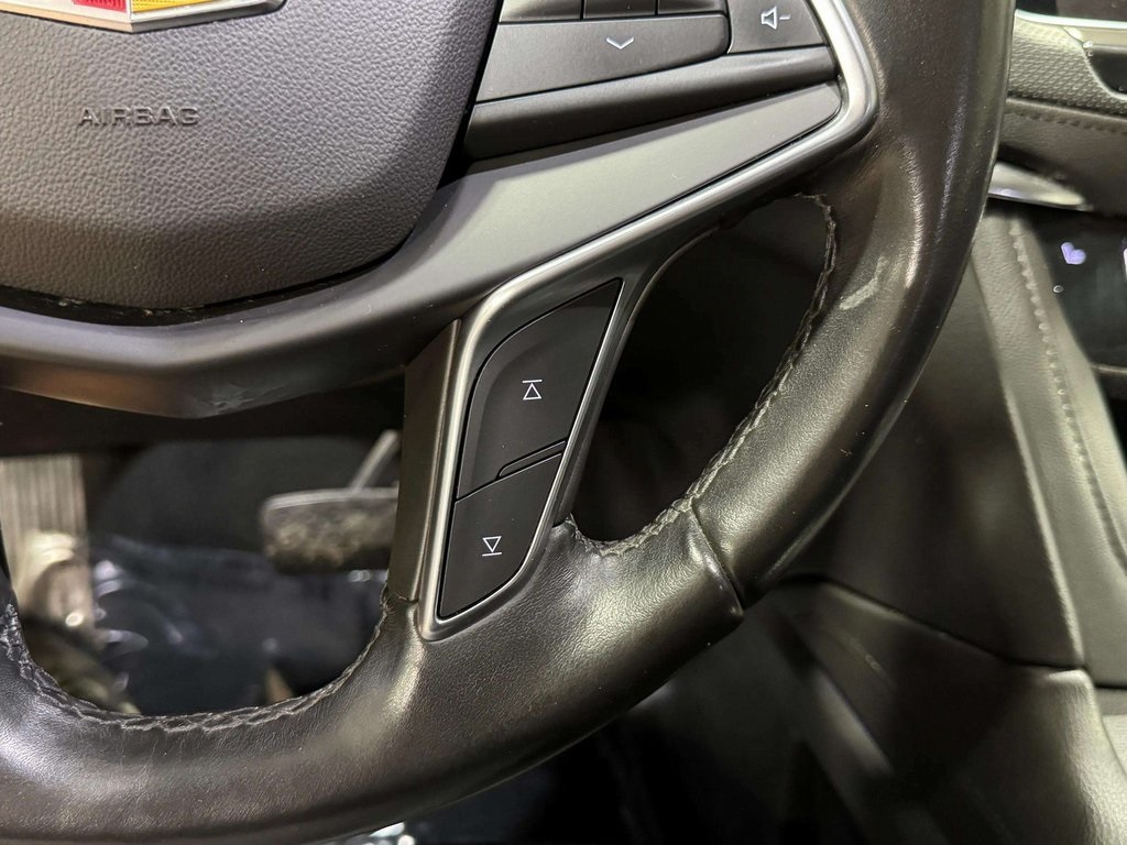 Vehicle image 32 of 35