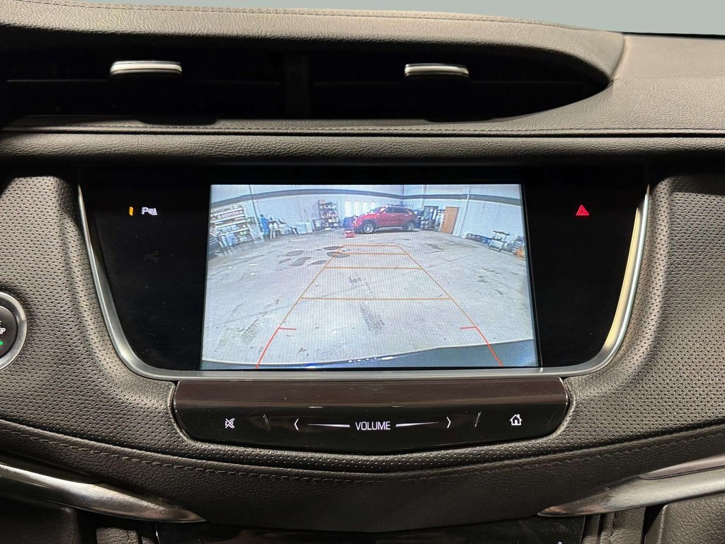 Vehicle image 25 of 35