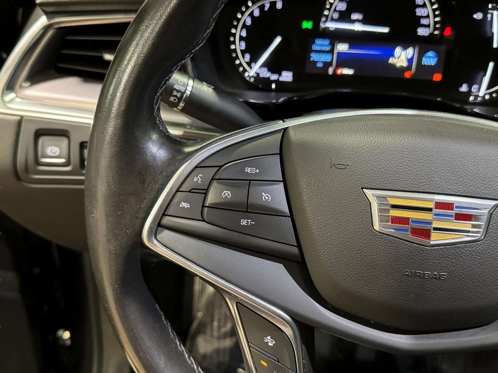Vehicle image 23 of 35