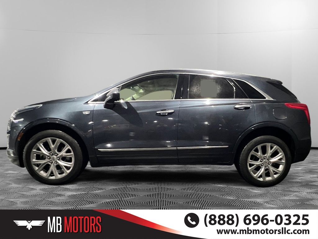 2019 Cadillac XT5 Luxury Image 8 of 44