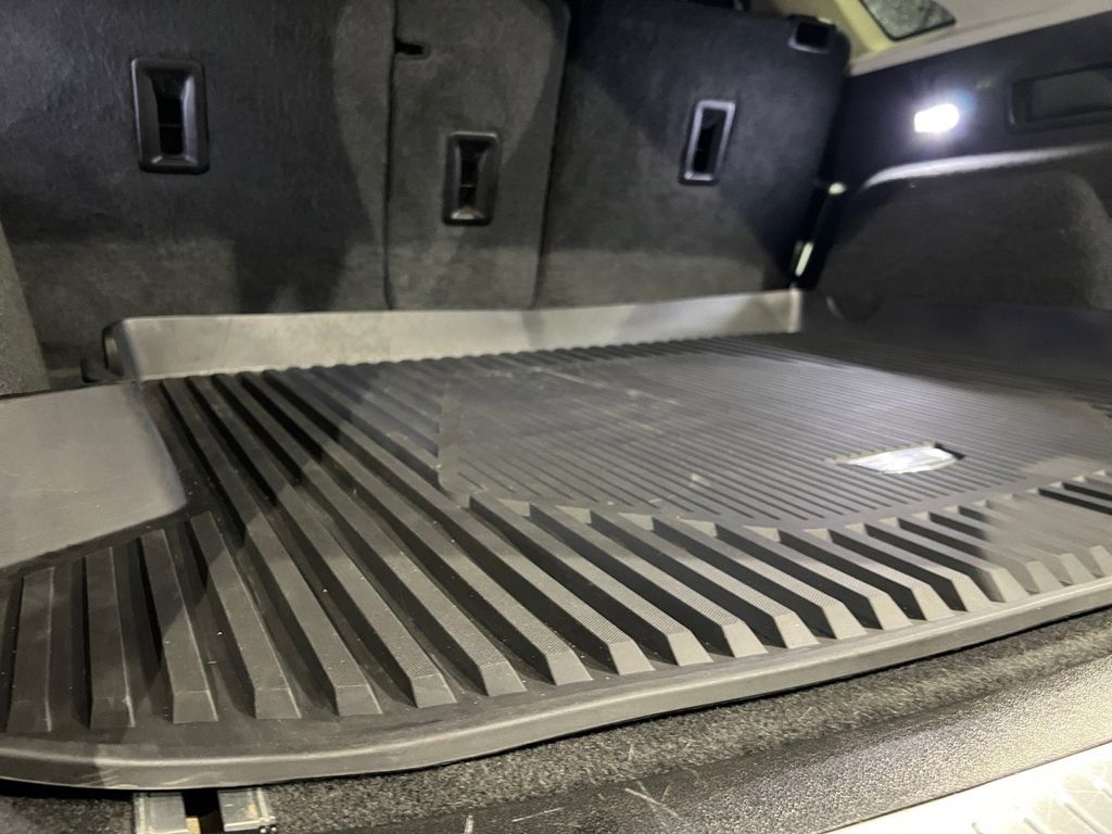 2019 Cadillac XT5 Luxury Image 13 of 44