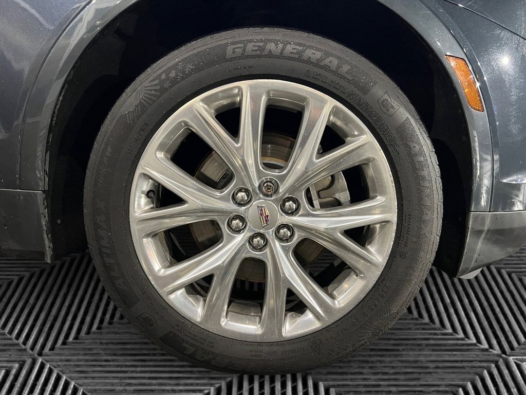 2019 Cadillac XT5 Luxury Image 11 of 44