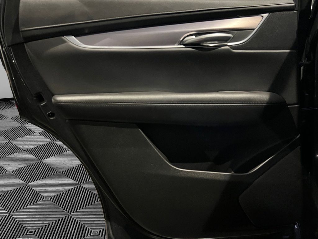 2019 Cadillac XT5 Luxury Image 27 of 44