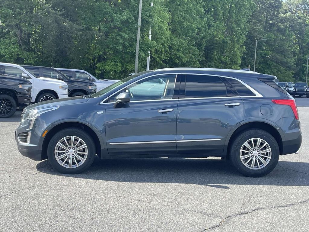 Vehicle image 9 of 45
