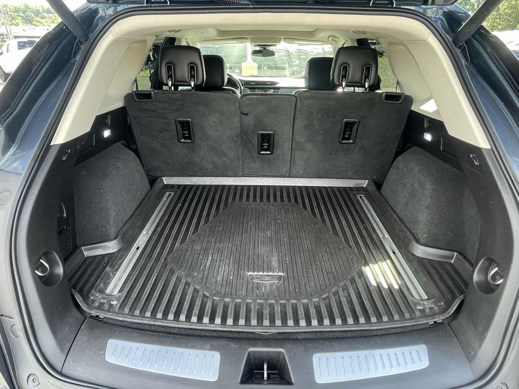 Vehicle image 44 of 45