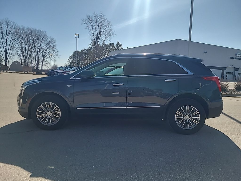 Vehicle image 8 of 29