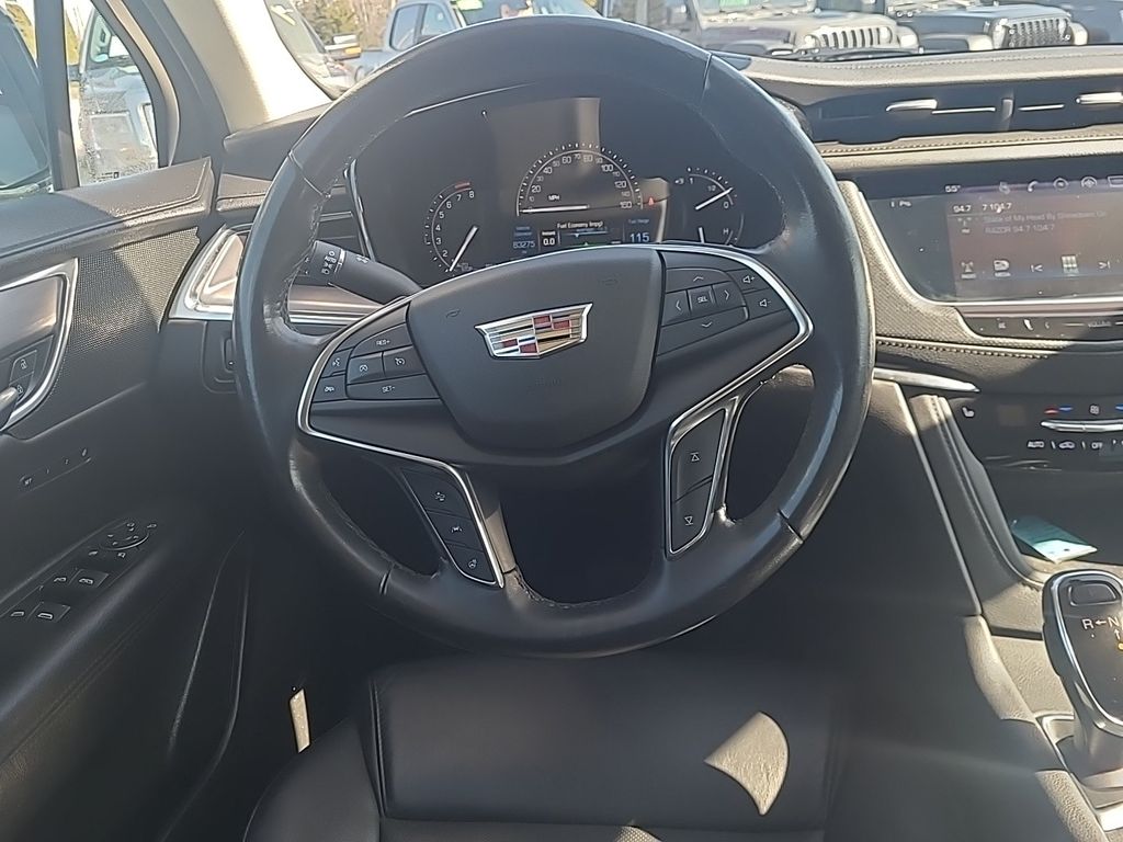 Vehicle image 13 of 29