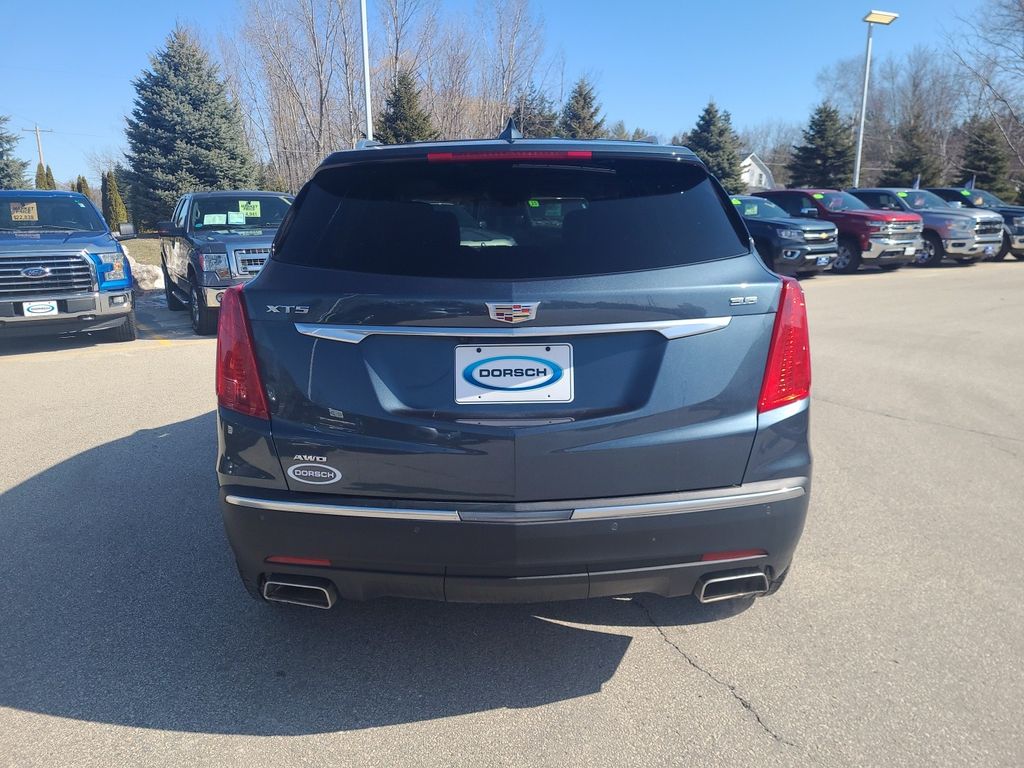 Vehicle image 6 of 29