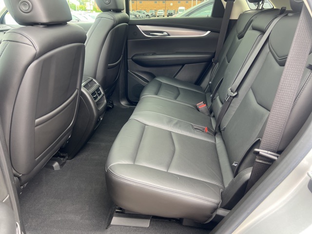 Vehicle image 14 of 31