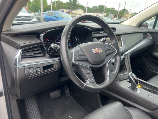 Vehicle image 15 of 31