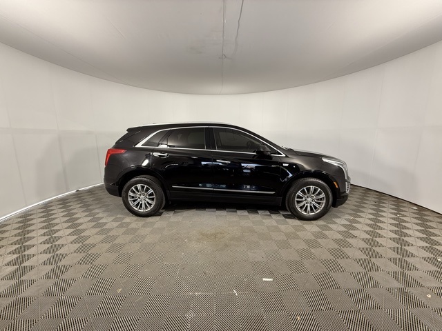 Vehicle image 4 of 37
