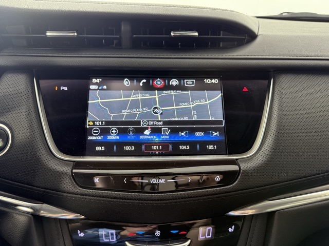 Vehicle image 20 of 37