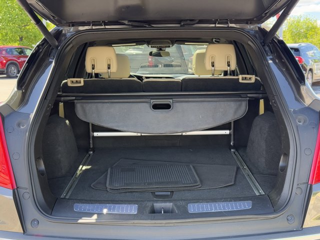 Vehicle image 26 of 32