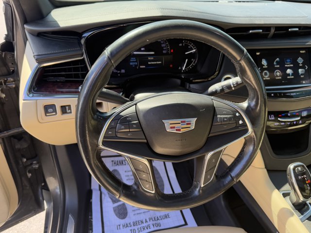 Vehicle image 14 of 32