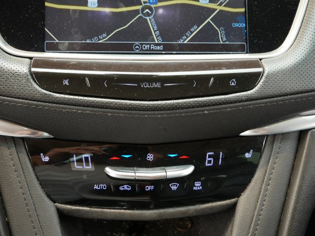 Vehicle image 13 of 23