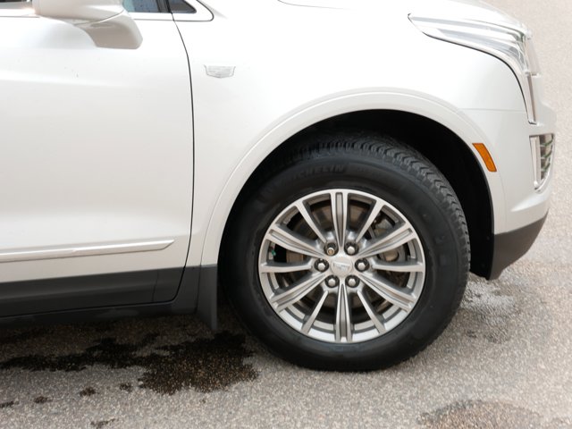 Vehicle image 7 of 23