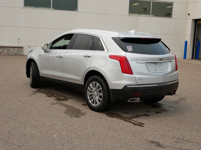 Vehicle image 5 of 23