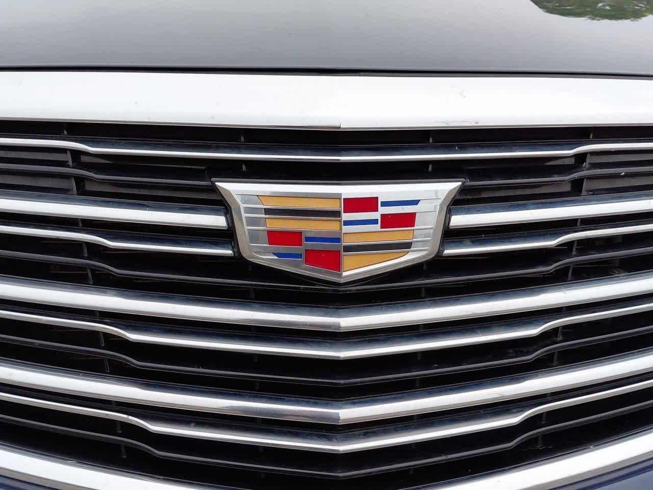 Vehicle image 10 of 35