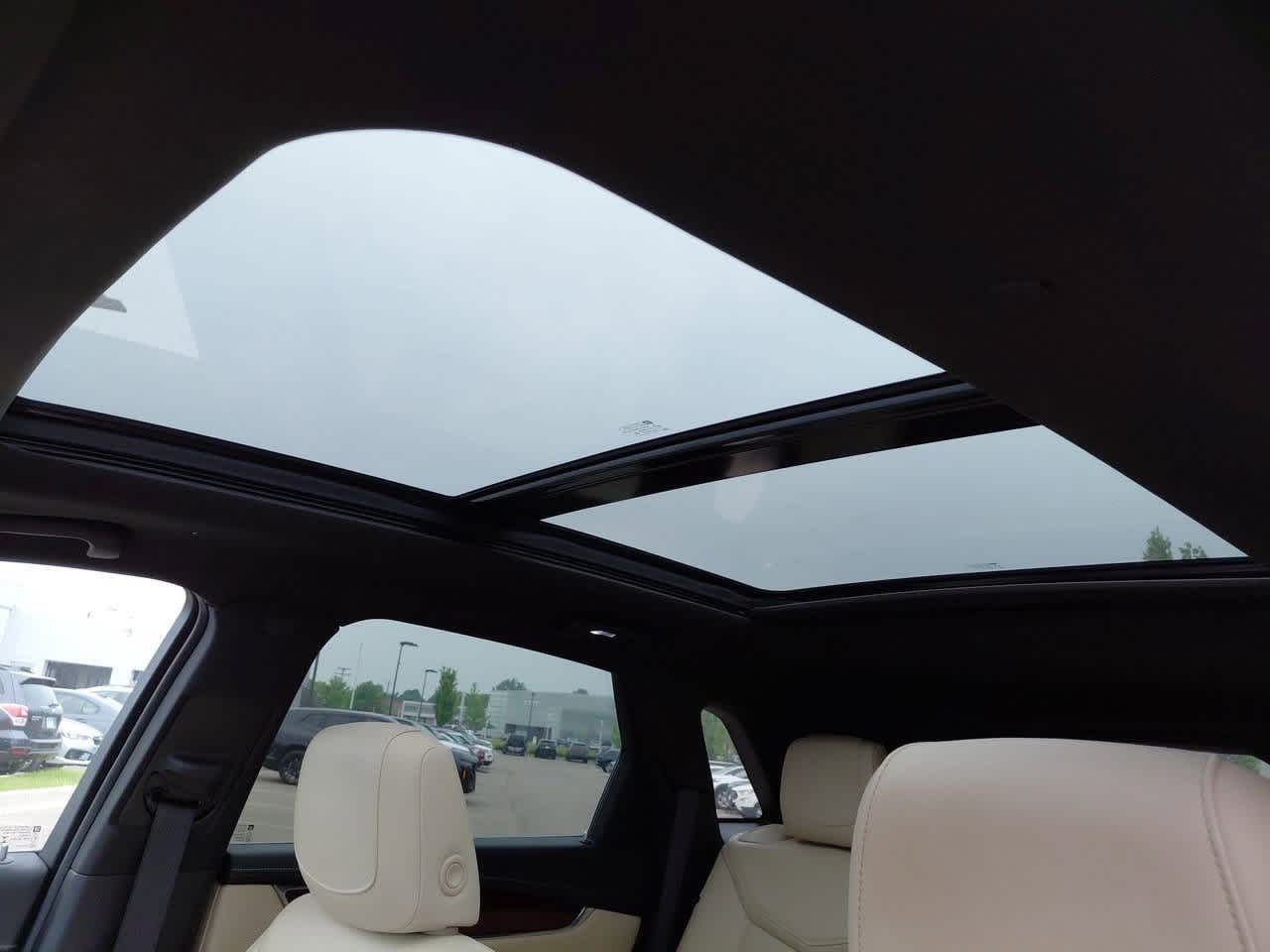 Vehicle image 17 of 35