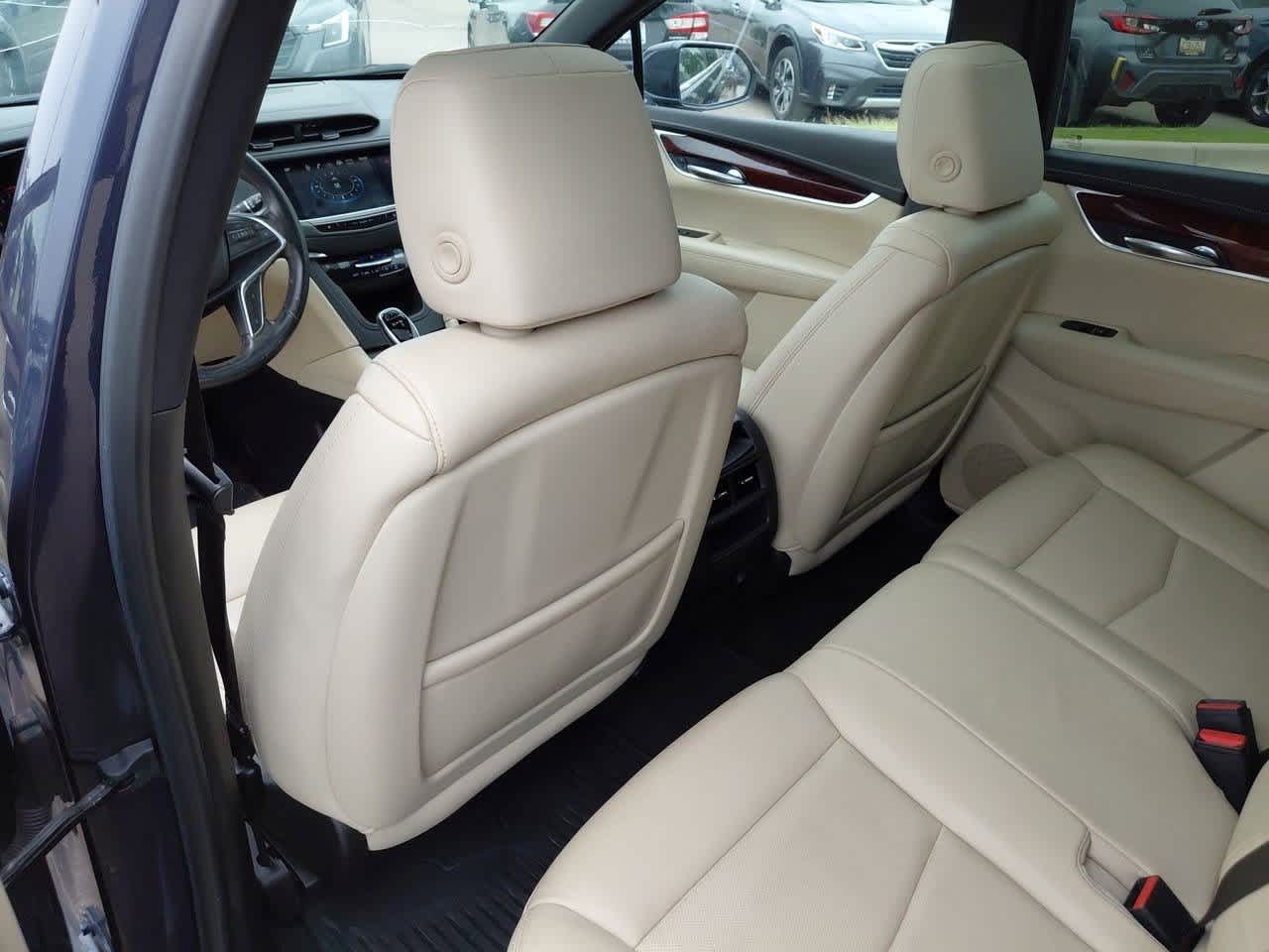 Vehicle image 16 of 35