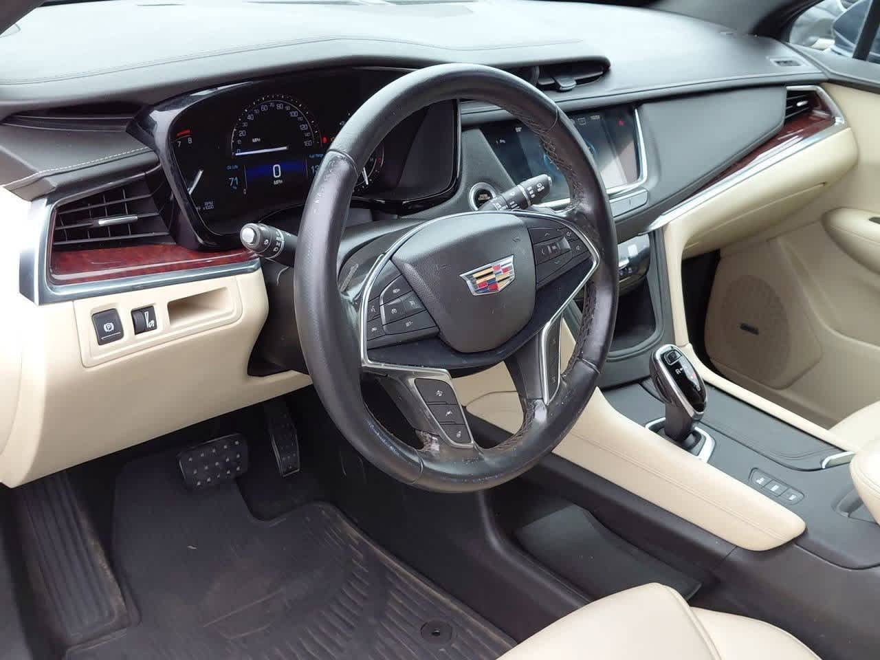 Vehicle image 9 of 35